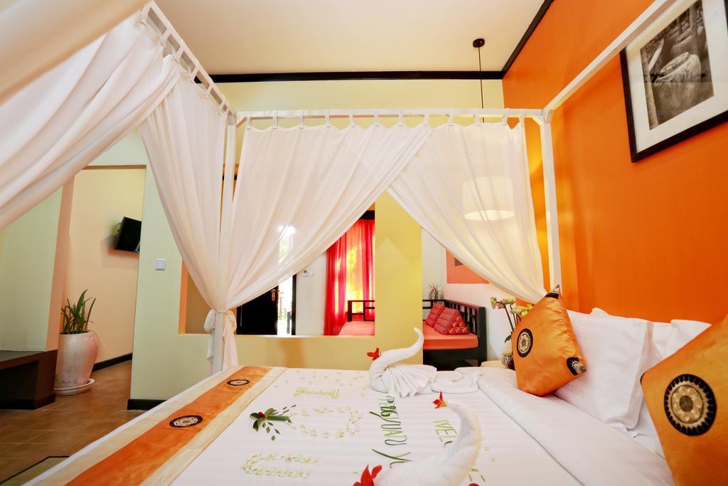 Residence Indochine Suite Сиемрип Экстерьер фото