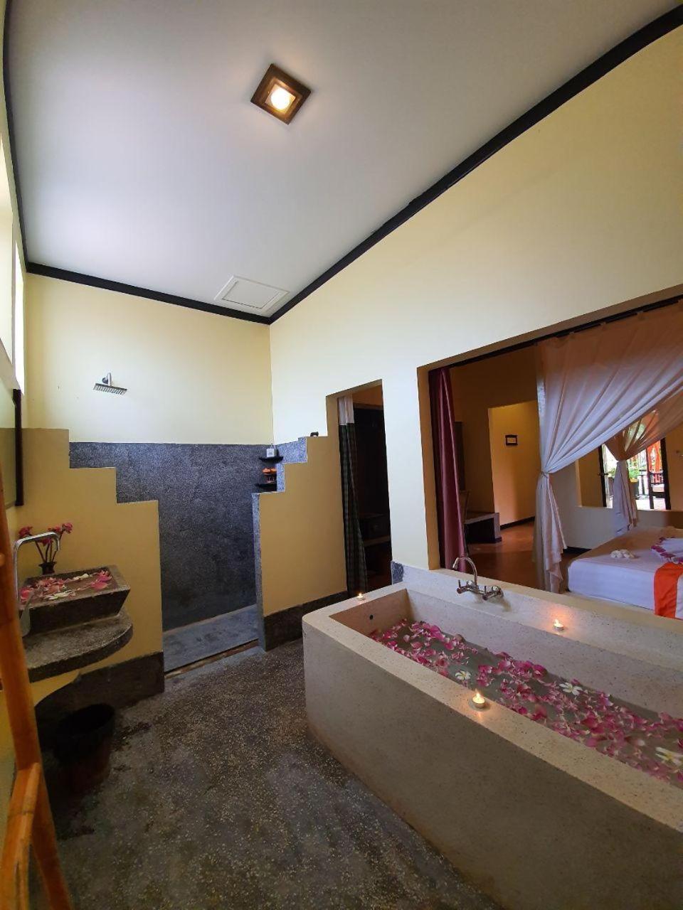 Residence Indochine Suite Сиемрип Номер фото